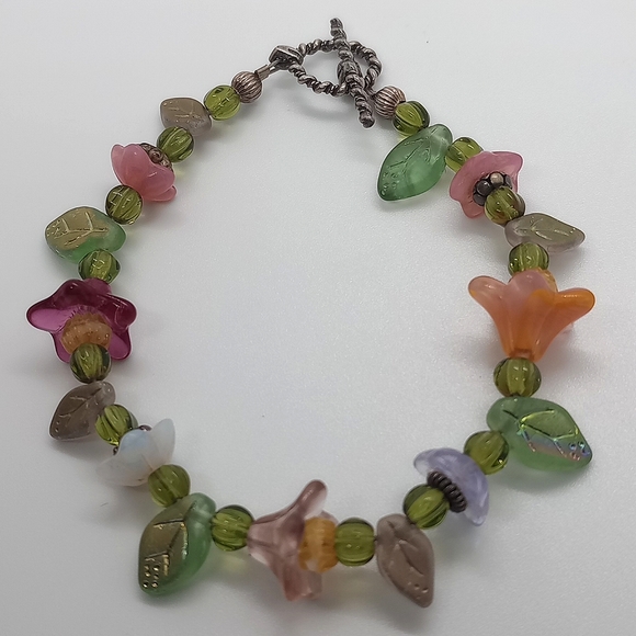 Vintage Lampwork Glass Beaded Bracelet Trumpet Flower & Leaves Metal Toggle - Picture 3 of 8